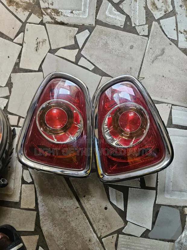 Mini Cooper R56 Taillights 2012-2015 · Photo 1