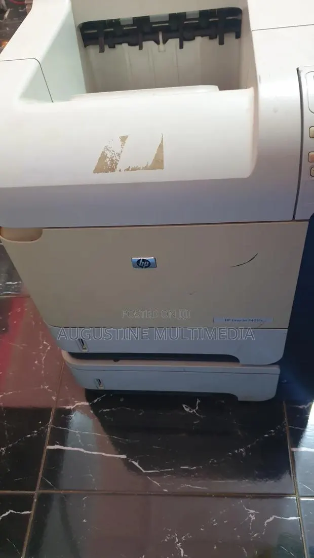 HP Laserjet P4015 · Photo 1