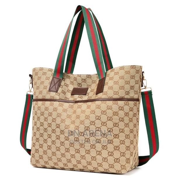 Authentic Ladies Bags · Photo 4