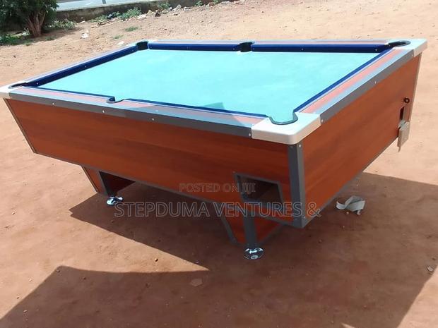Token Coins Operating Snooker Machine · Photo 1