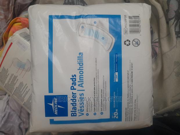 Medline Bladder Pads, Light Absorbency, 20/Bag, One Bag · Photo 2