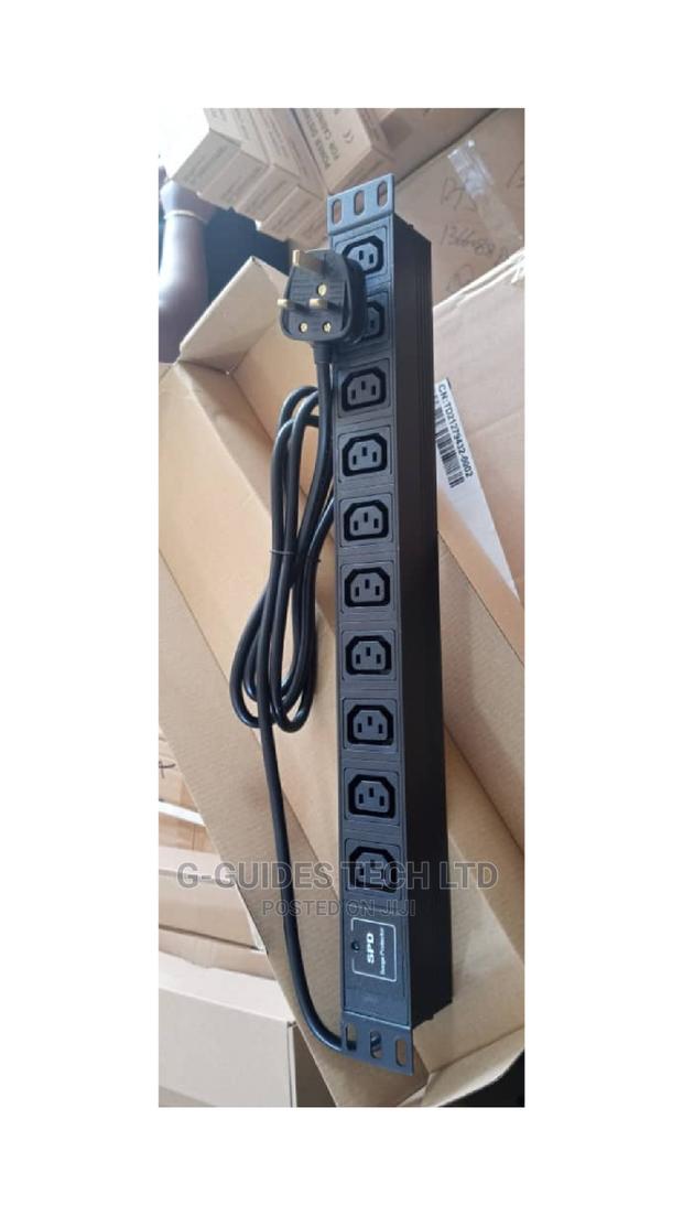 10way C13 Pdu Extension Board With Surge Protector · Photo 3