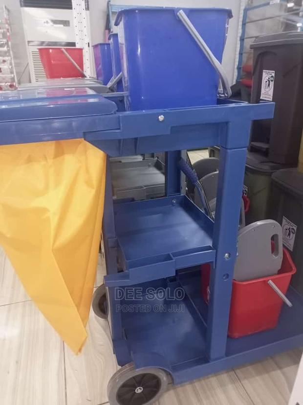 Cleaning Trolley · Photo 2