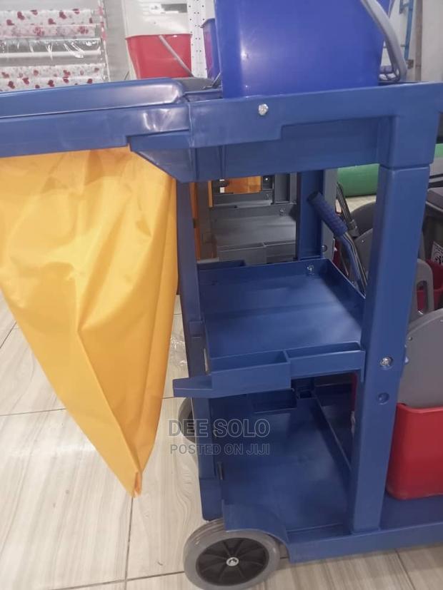 Cleaning Trolley · Photo 1