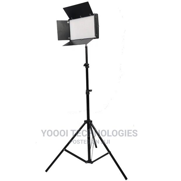 50w U800 Studio Led Light With Batteries,Charger and Stand · Photo 3