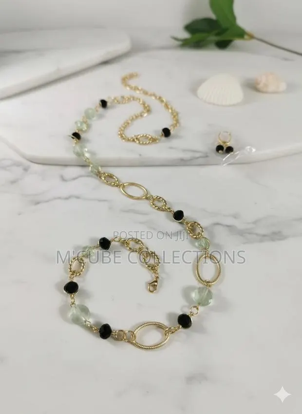 Emerald Isle Gold Glass Set · Photo 1