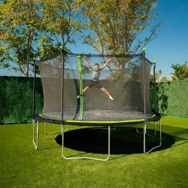 Trampoline 14 Ft · Photo 3