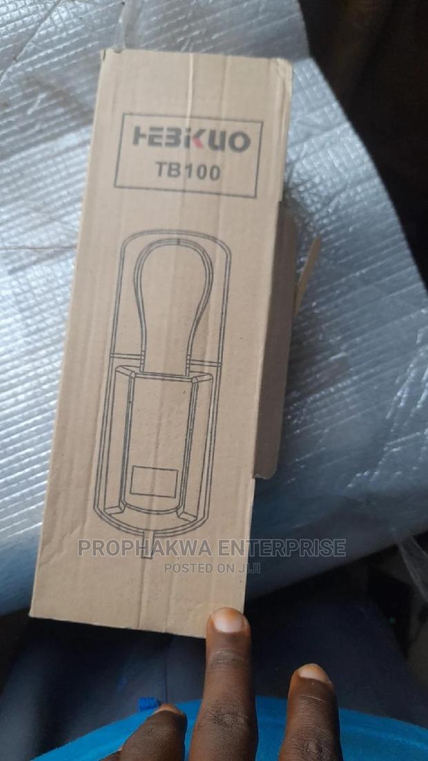 Sustain Pedal · Photo 8