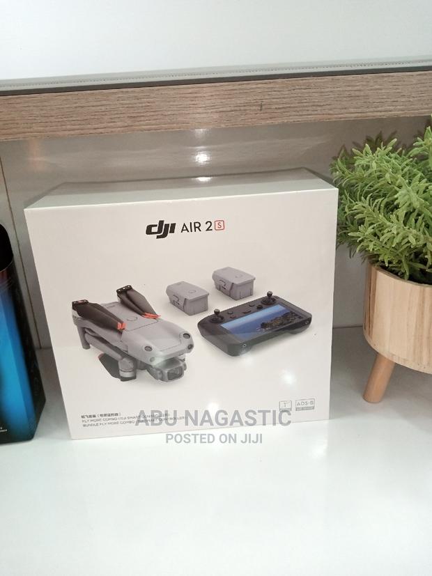 Dji Mavic Air 2(S) Combo With Smart Controller · Photo 2