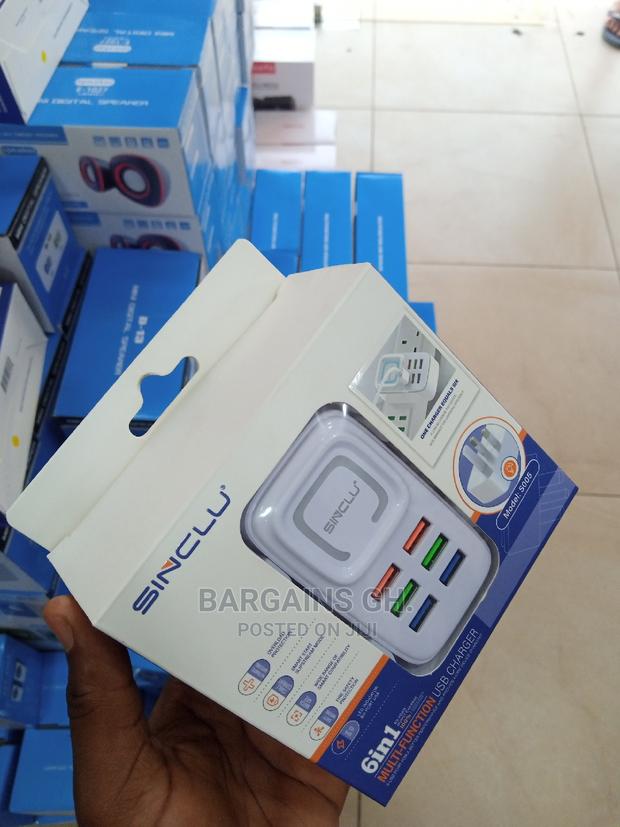 6 in 1 Multi Functional USB Charger (6 Ports) · Photo 3
