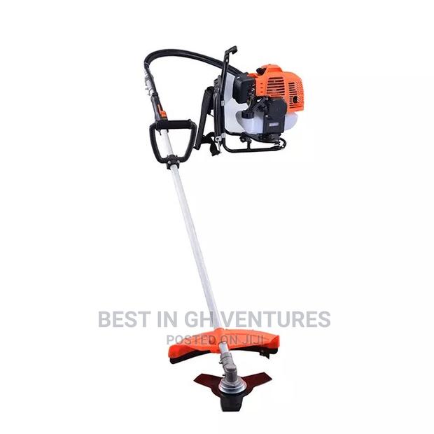 4 Stroke Bagpack Weeding Machine · Photo 1