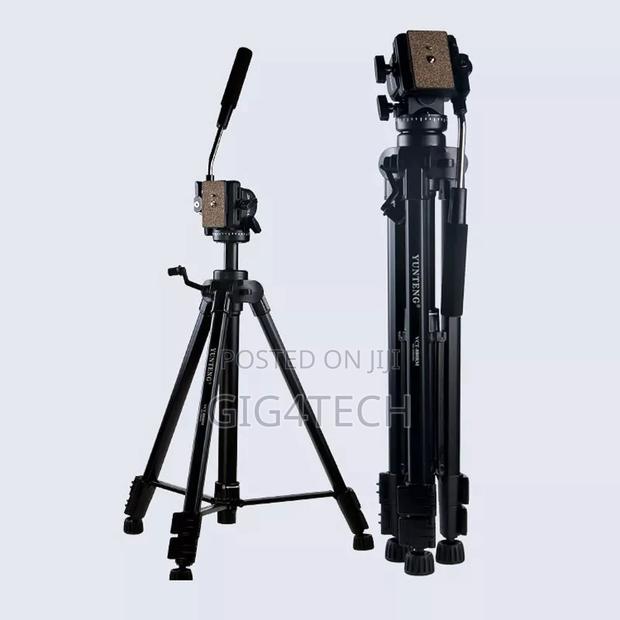 VCT 880 Tripod · Photo 1