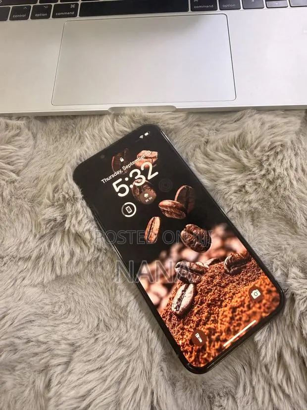 Apple iPhone 13 Pro 128 GB · Photo 1