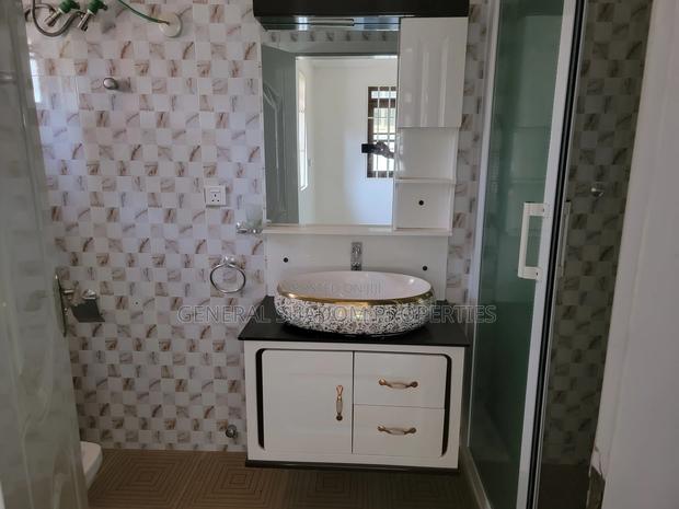 4bdrm Duplex in Suadom Properties, Baatsona Total for Rent · Photo 5