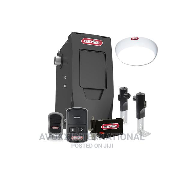 Genie 6072h-O Residential Wall Mounted Garage Door Opener · Photo 1