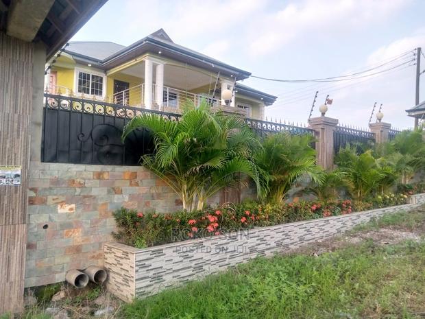 5bdrm Mansion in Dr Roko, Pokuase for sale · Photo 3