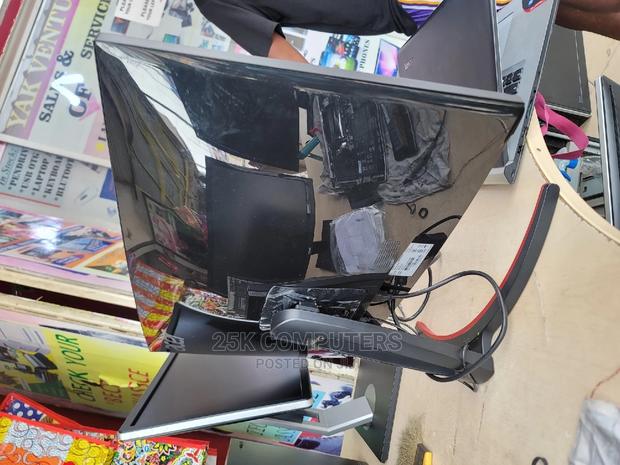 Acer 27inch Qhd Curved Monitor · Photo 7
