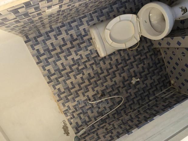 Wall and Gated Chamber and Hall Self Contained at Nungua · Photo 7