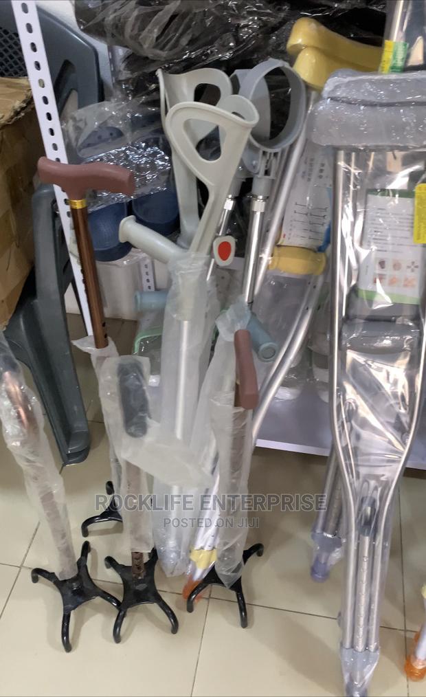 Elbow Crutches · Photo 3