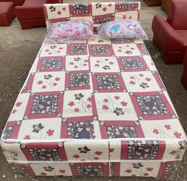Checkers Inbuilt Bed (Cash on Delivery) · Photo 1