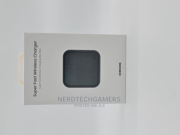SAMSUNG 15W Wireless Charger Single · Photo 1
