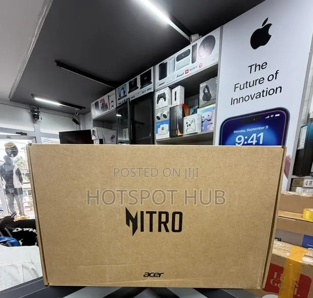 New Laptop Acer Nitro V 15 16GB Intel Core i7 SSD 1T · Photo 1