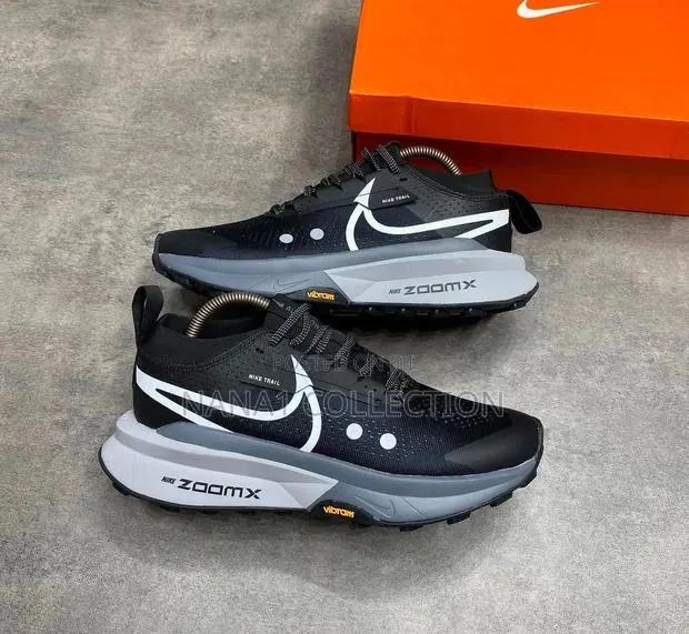 Nike Zoom X Unisex Sneakers · Photo 1