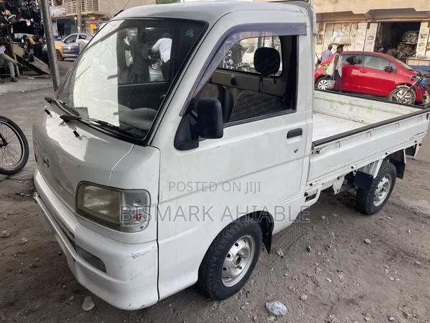 Hijet Mini Truck · Photo 1