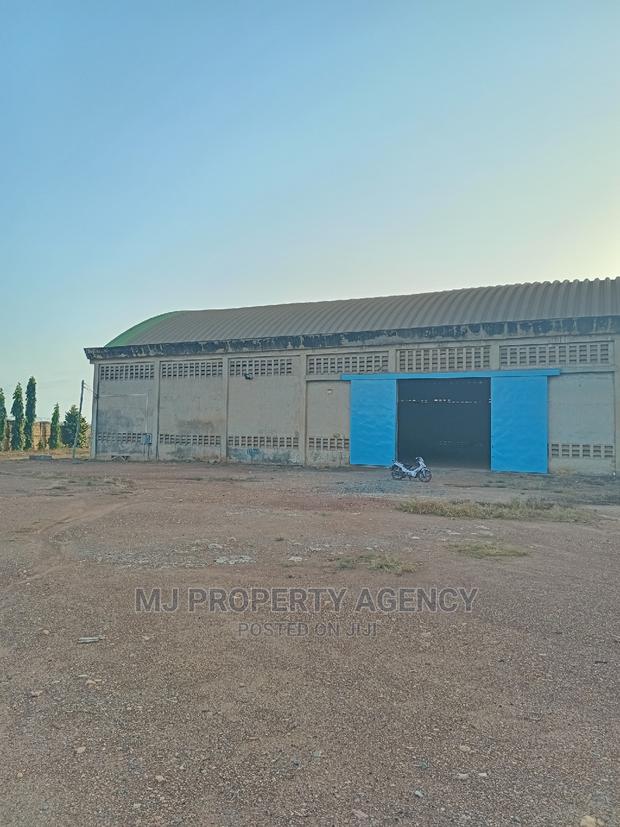 5500sqm 3500sqm Warehouse at Tema · Photo 3