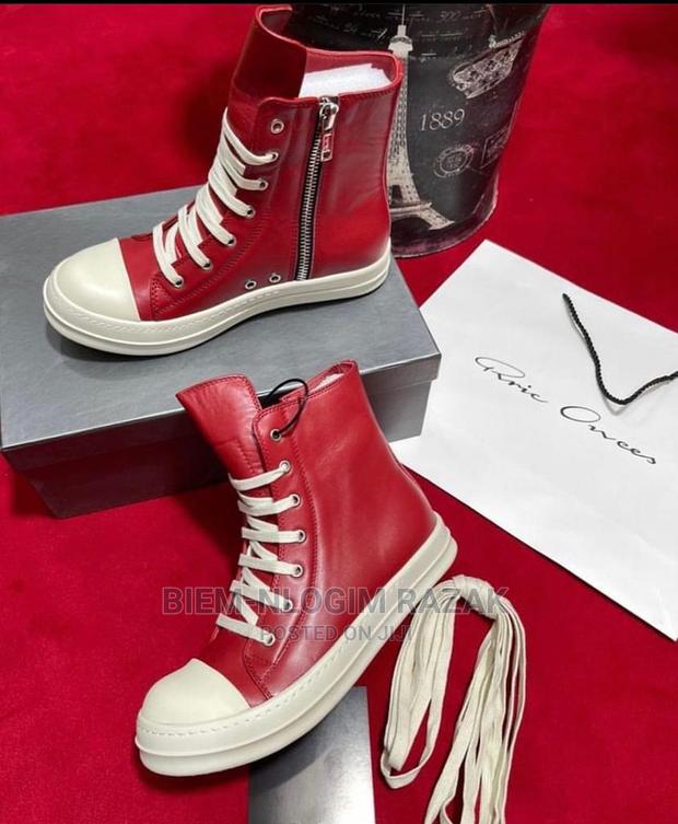 Super Quality Leather Long Sneakers Available in Stock · Photo 3