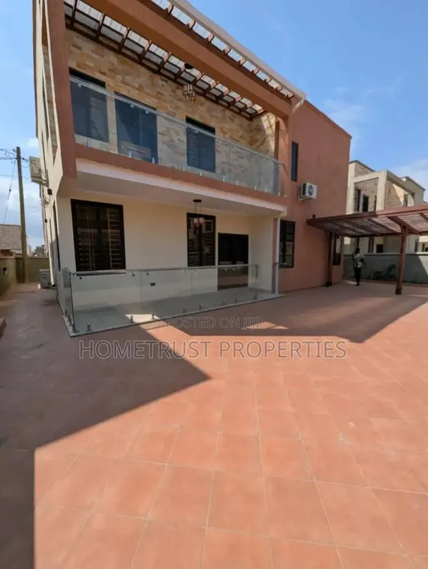4bdrm Duplex in Achimota Mall Area for rent · Photo 1