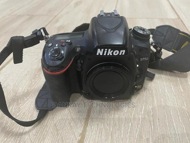 Nikon D750 DSLR Camera (Body Only) · Photo 1