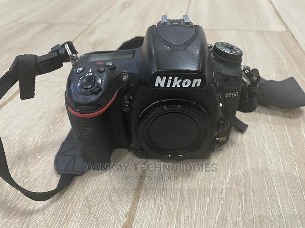 Nikon D750 DSLR Camera (Body Only) · Photo 2