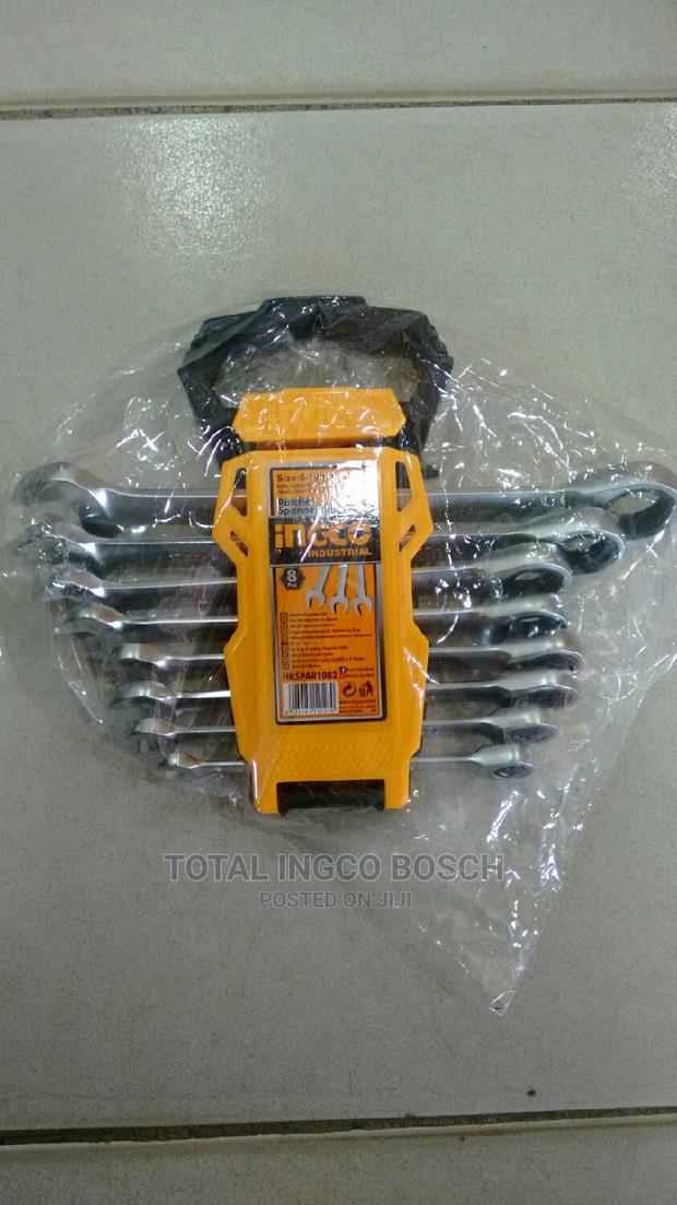 Ratchet Spanner Set: Size 8-19mm · Photo 2