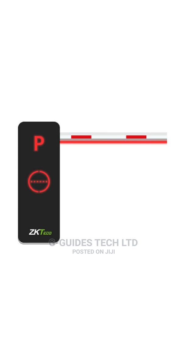 Zkteco Bg1060 Parking Barrier 6M Boom · Photo 3