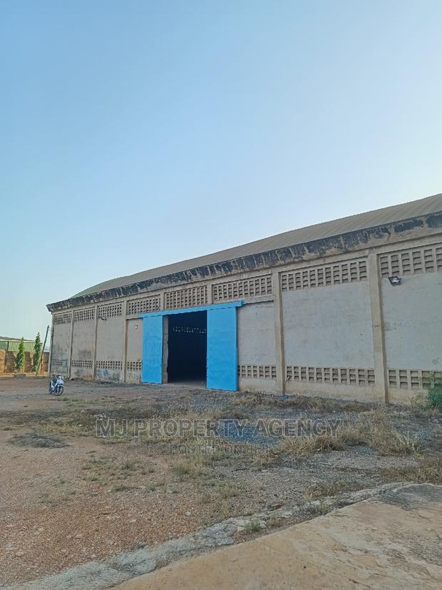7500 Sqm Warehouse at Tema · Photo 1