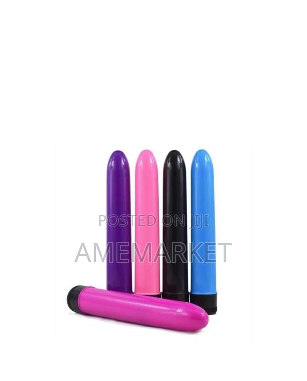 7 Inch Dildo Vibrator. Quality Sex Toys · Photo 2