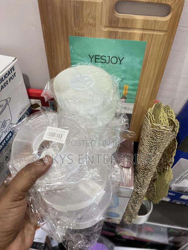 Nano Adhesive Tape · Photo 1