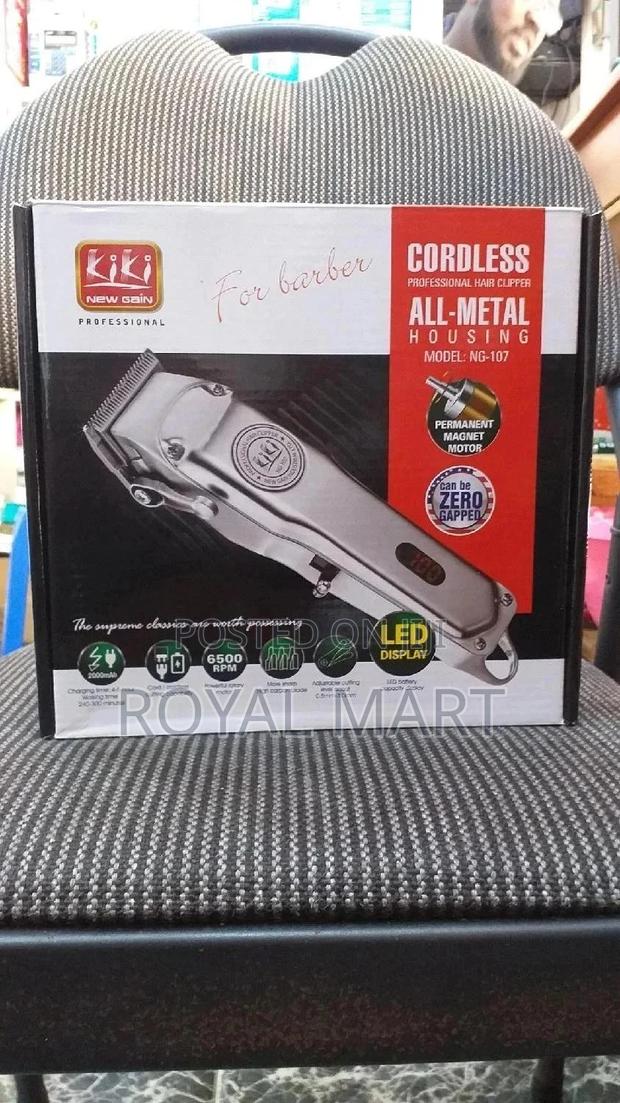 Metalic Kiki Original Rechargeable Barbering Machine · Photo 1