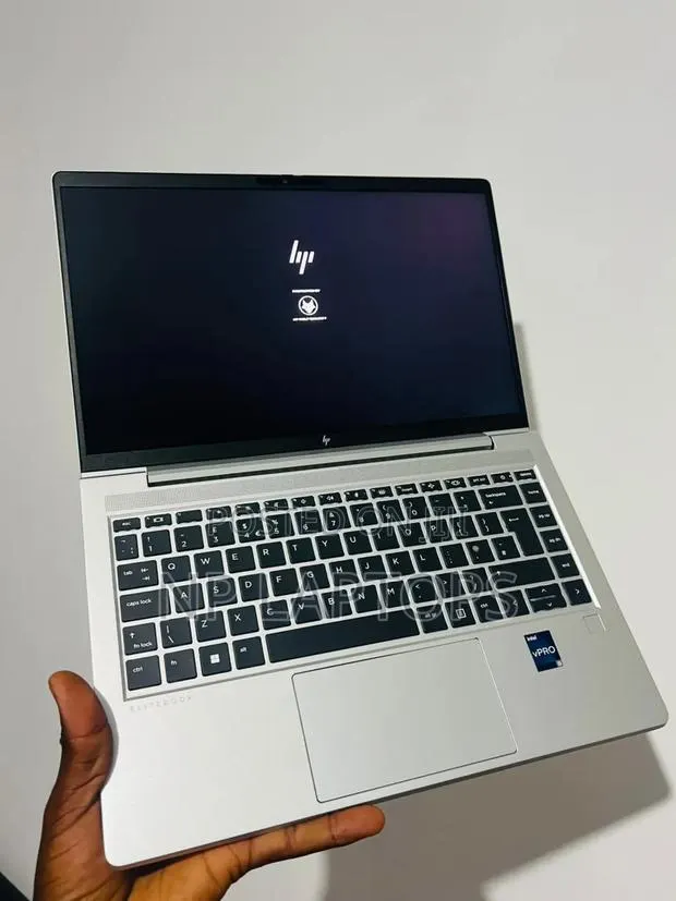 Laptop HP EliteBook 640 G10 16GB Intel Core i5 SSD 512GB · Photo 1