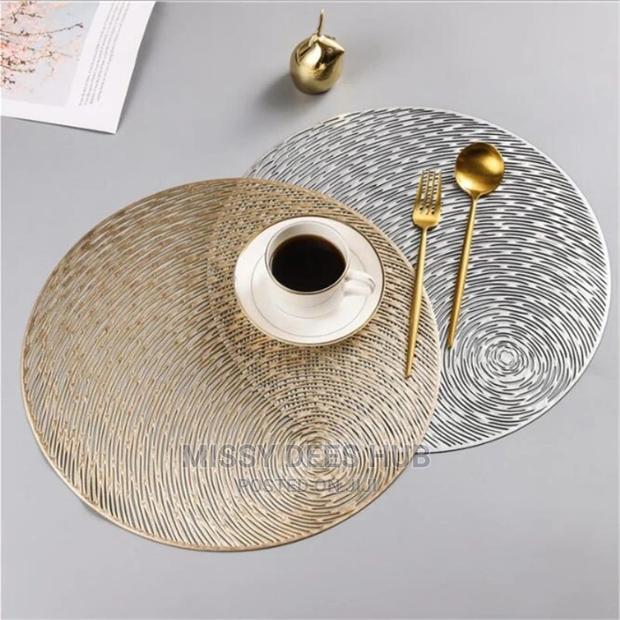 Vinyl Placemats - 6pcs · Photo 3