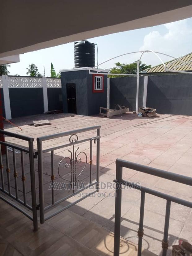 4bdrm House in Ayathar Bedroom, Teshie for Rent · Photo 2