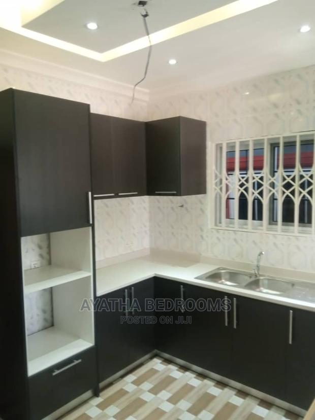 4bdrm House in Ayathar Bedroom, Teshie for Rent · Photo 8