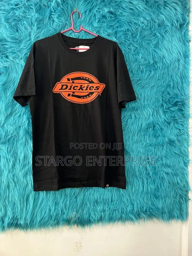Dickies Tops · Photo 1
