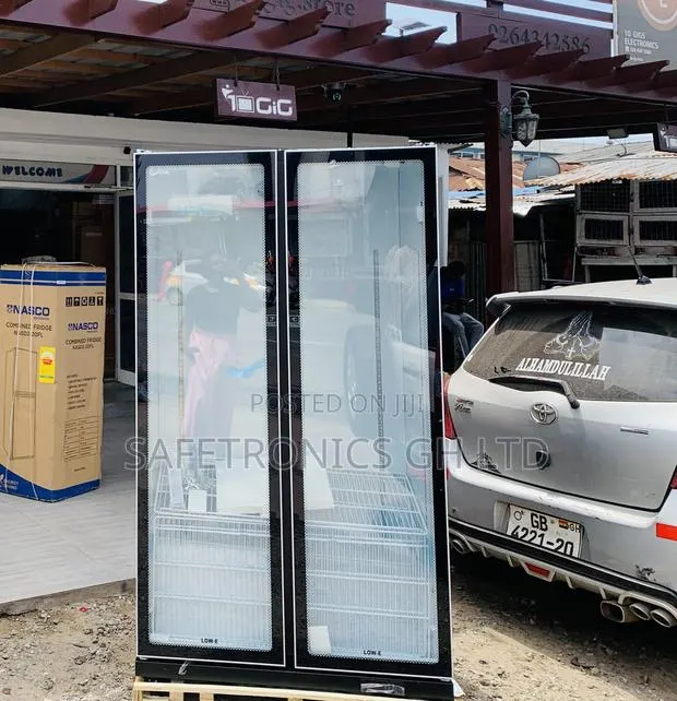 Fast and Authentic (Black) Pearl 690 Liters Display 2 Doors Fridge · Photo 1