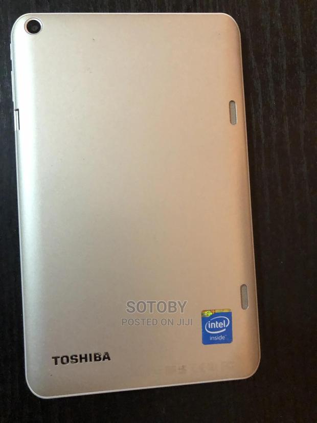 Toshiba Encore 2 Write 8.0 32 GB Silver · Photo 3