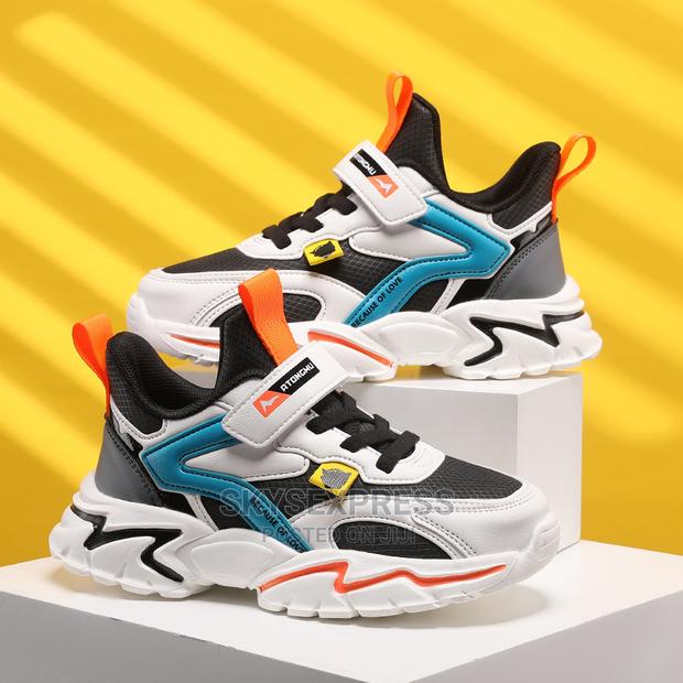 Kids Sneakers · Photo 6