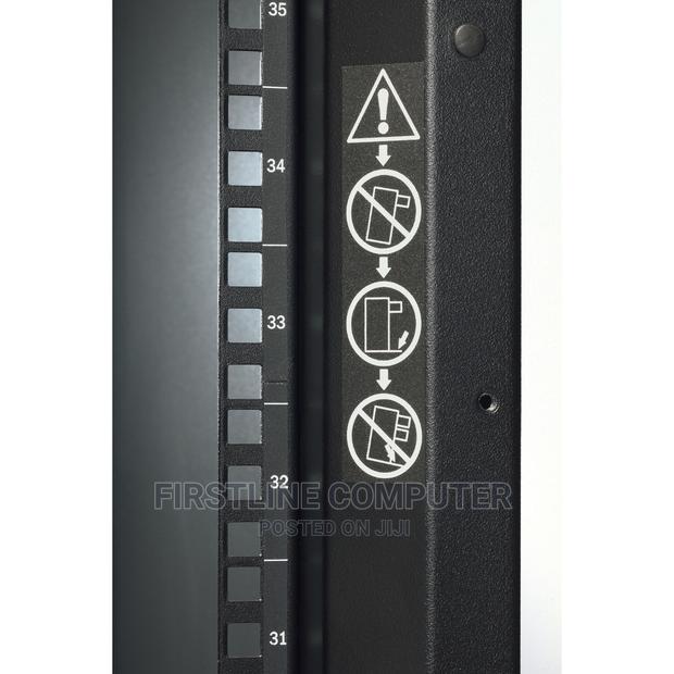 Apc Netshelter Sx, Server Rack · Photo 1