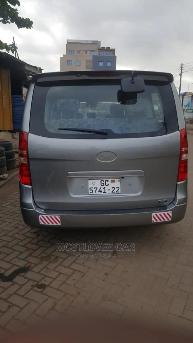 Car Rentals in Ghana. H1 Buses for Hiring in Ghana · Photo 3