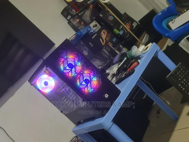 New Desktop Computer MSI Model 16GB AMD Ryzen SSD 256GB · Photo 2